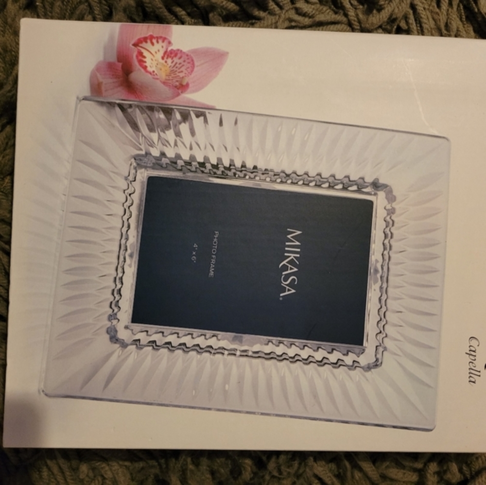 Mikasa Capella Picture Frame